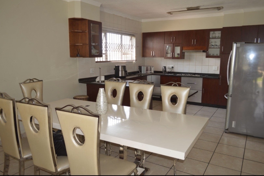 5 Bedroom Property for Sale in Doringkruin North West